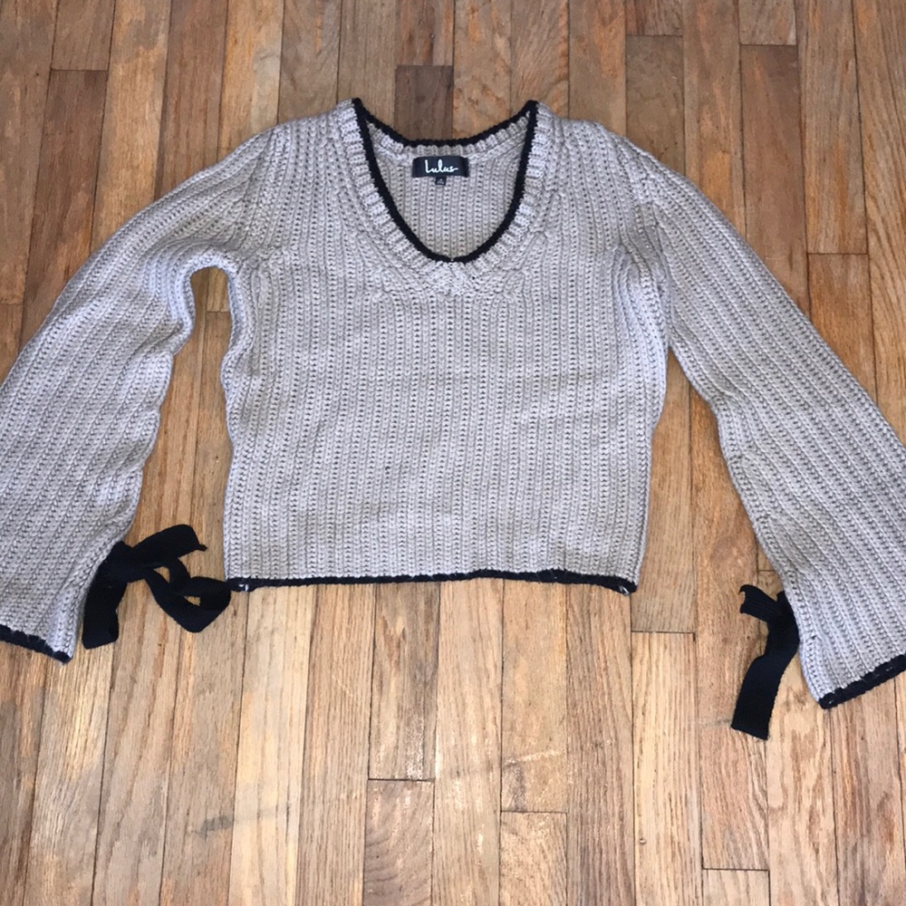 Tan bell sleeved sweater